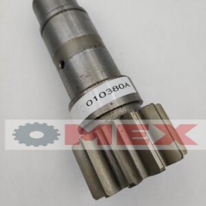 010380A Wałek silnika obrotu Takeuchi TB015, TB15