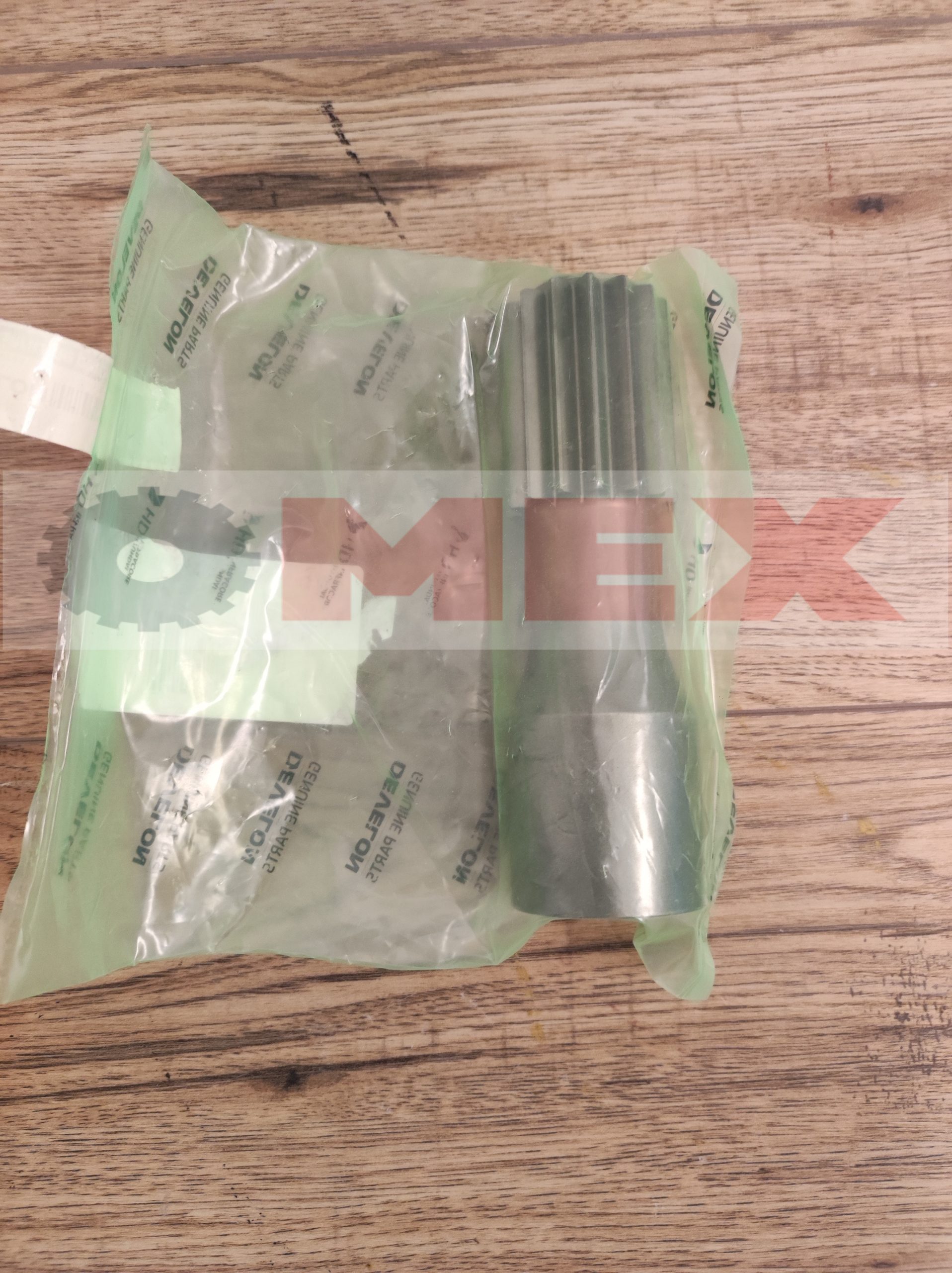 130712-02520 Wałek zwolnicy jazdy Doosan DX140