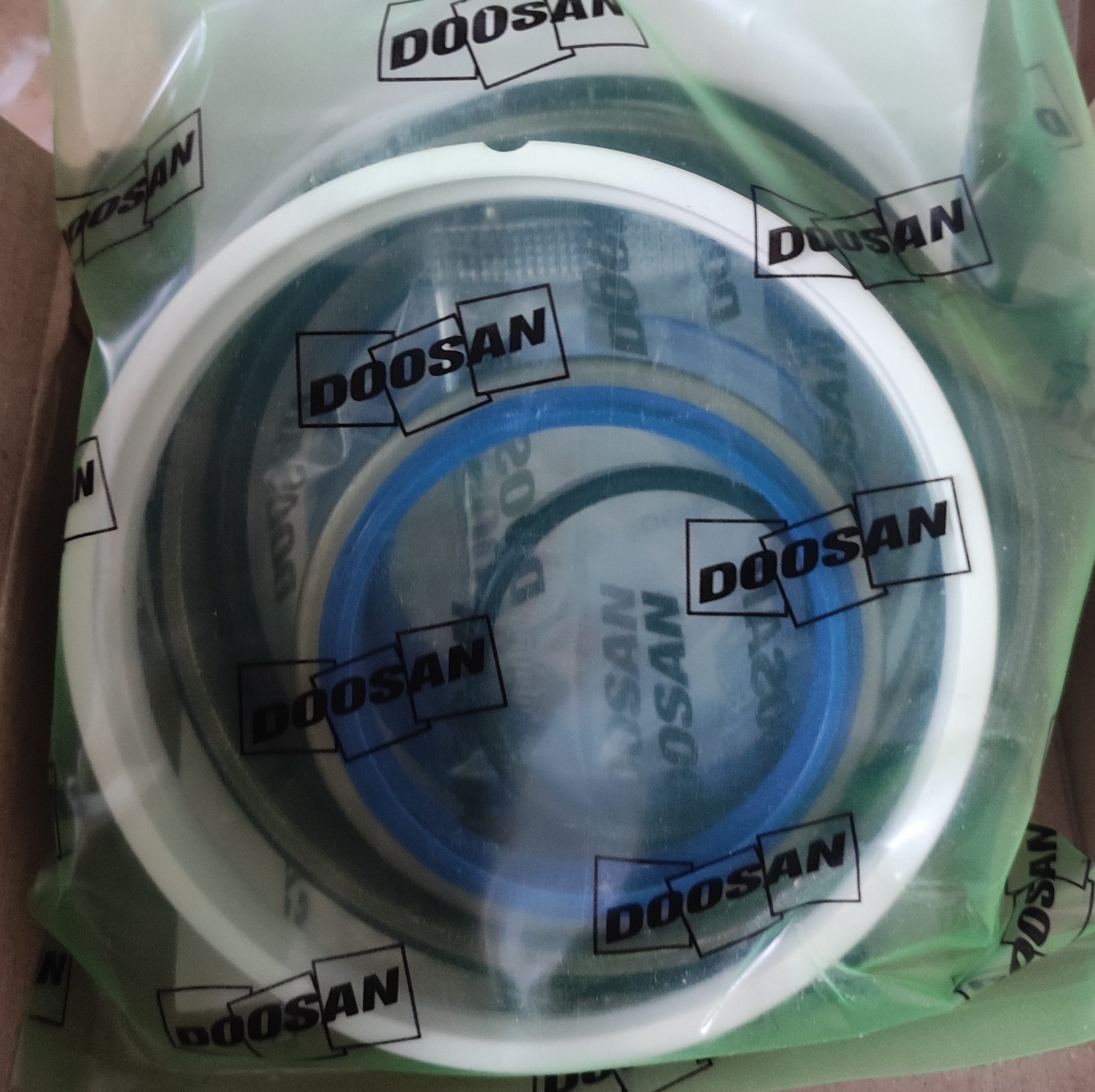 401107-00142A Zestaw uszczelek cylindra Doosan DL550-3